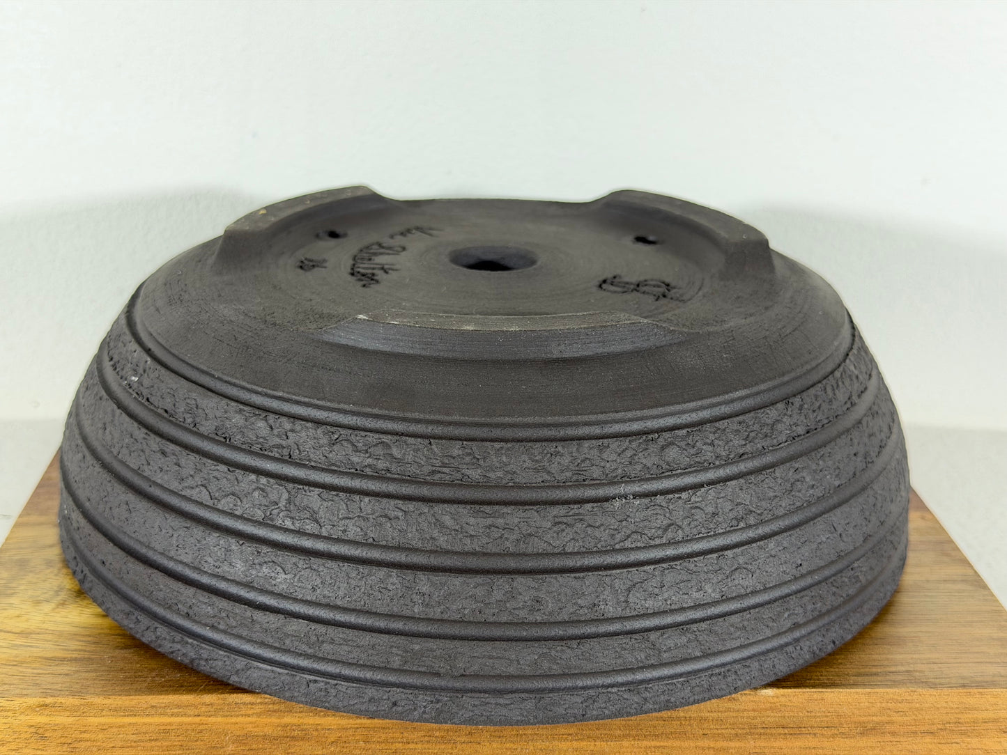 Victor Shelton Round Bonsai Pot (American-Made) - 8.5” By 2.75”