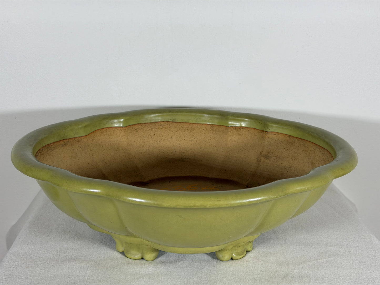 Preowned Japanese Tokoname Mokko Style Bonsai Pot Itikou - 14.75” By 13.5”