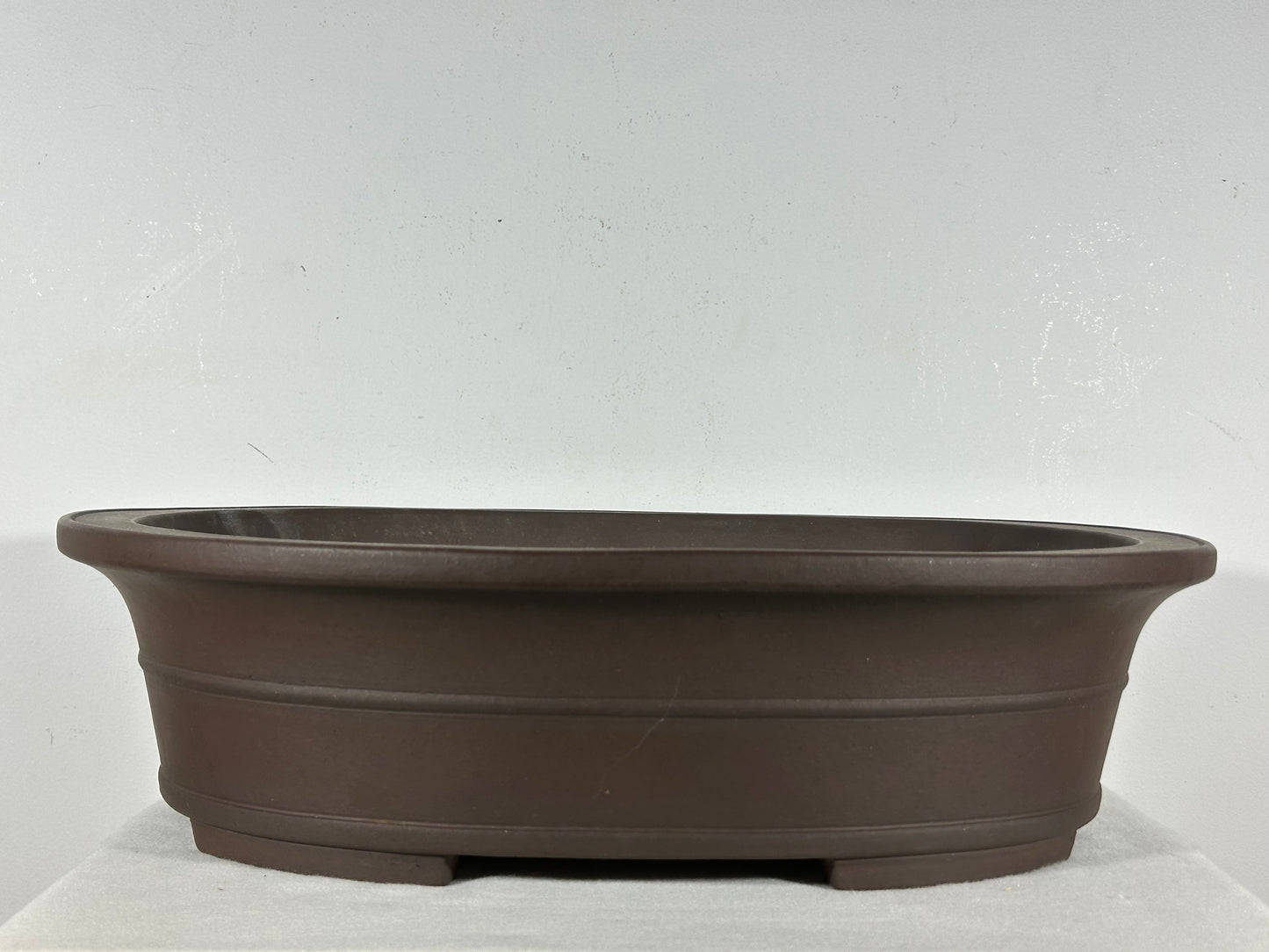 Preowned Japanese Tokoname Unglazed Oval Bonsai Pot Yamaaki - 18” By 14.5”